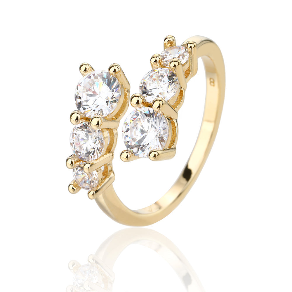 טבעת בציפוי זהב משובצת זירקונים - דגם בארי