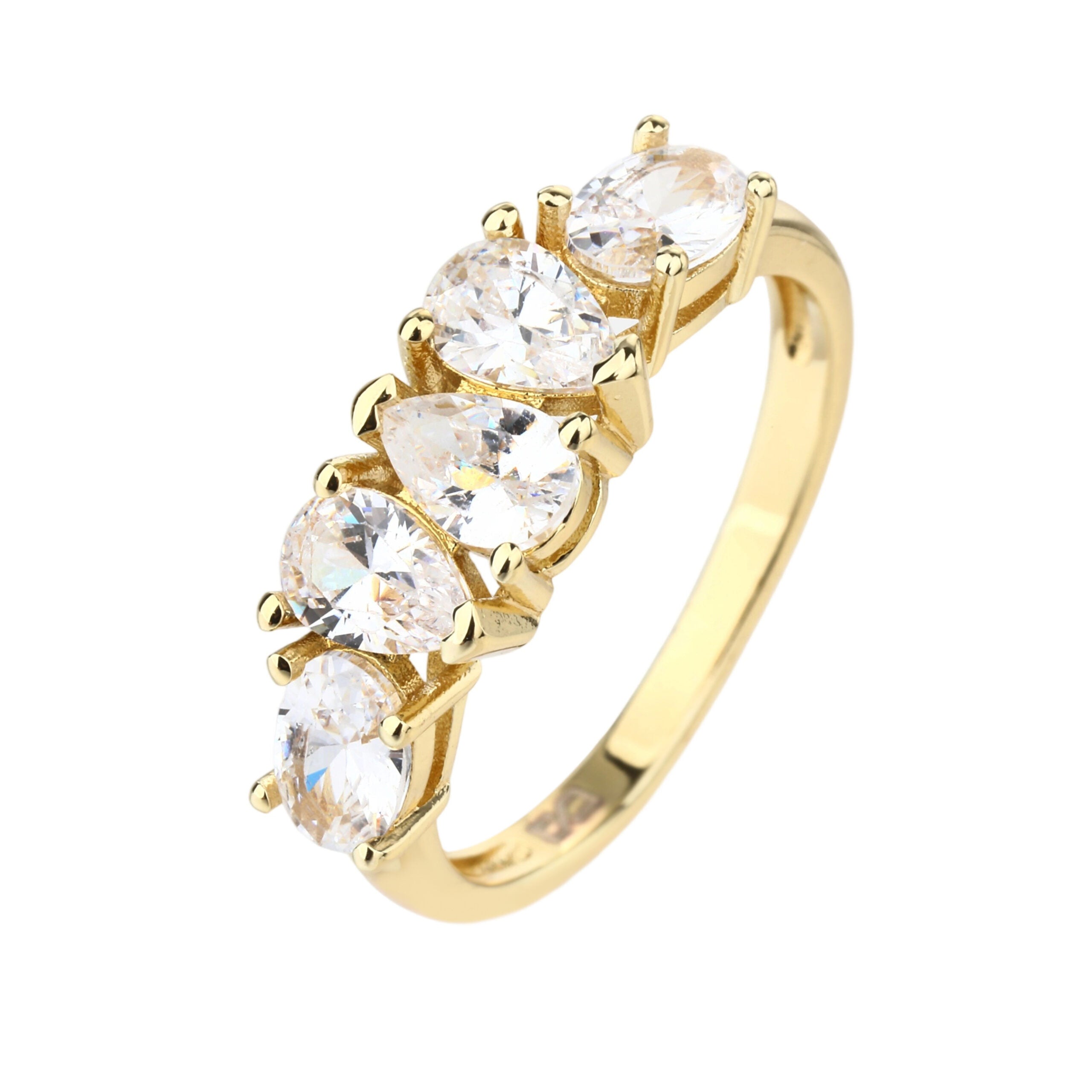 טבעת בציפוי זהב משובצת זירקונים - דגם קטרינה